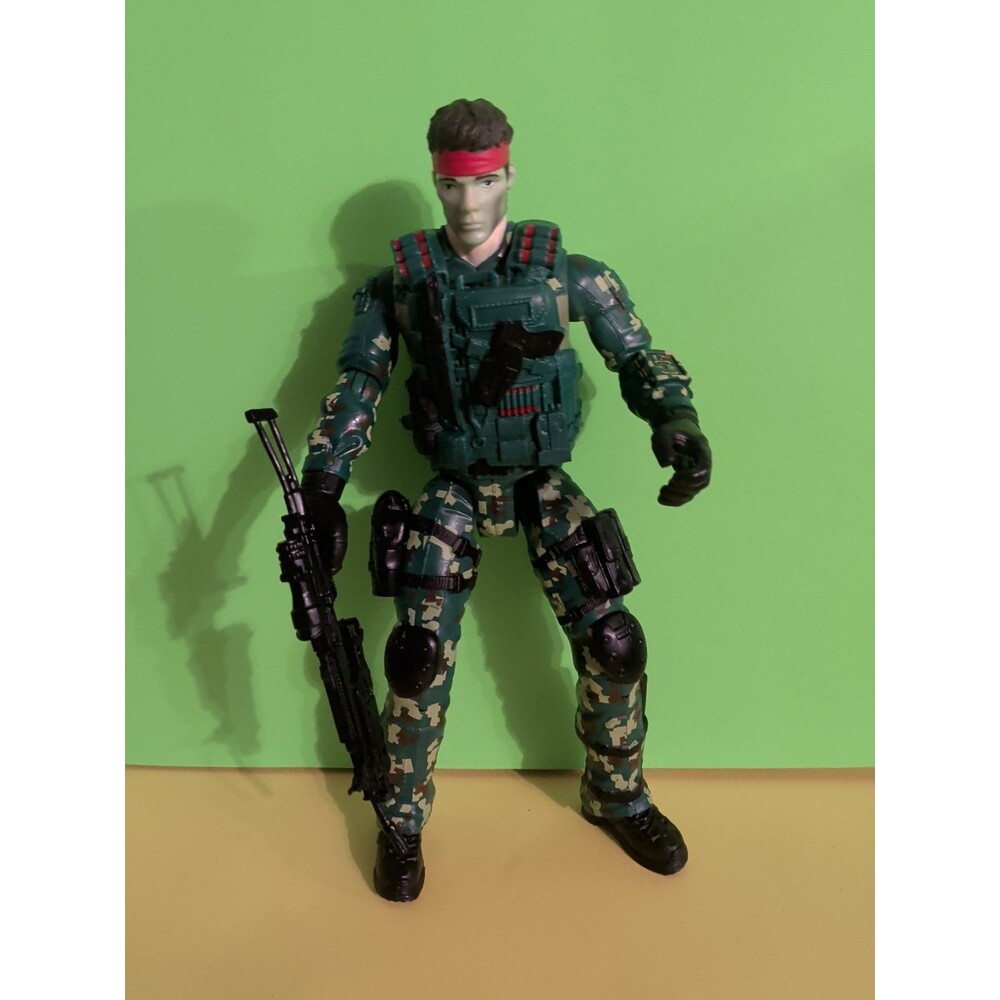 Toys R Us Exclusive True Heroes Sentinel 1 WOLF 12” Action Figure,Clean